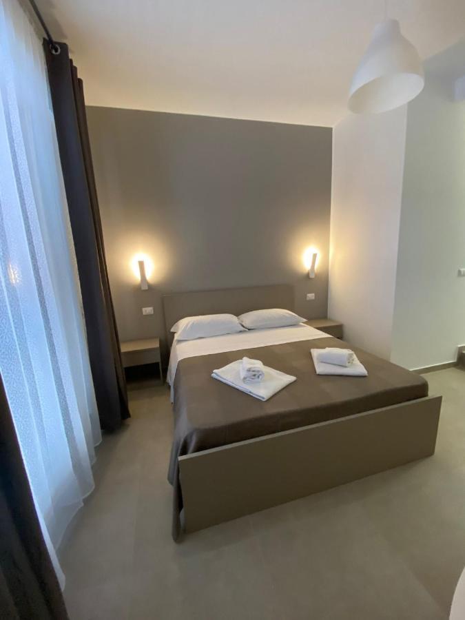 Aeroporto Katane Rooms CTA Exterior foto
